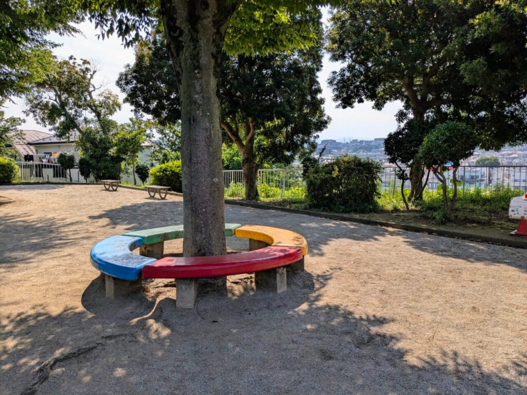 日野市南平「ほほえみ公園」