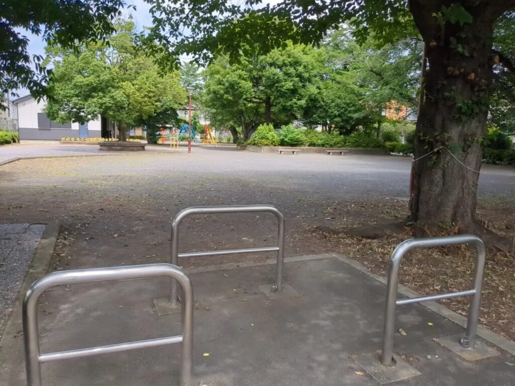 四ツ谷下東公園(さくら公園)